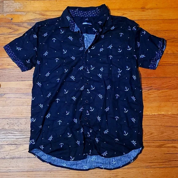 Vertical Sport button down - Picture 1 of 4